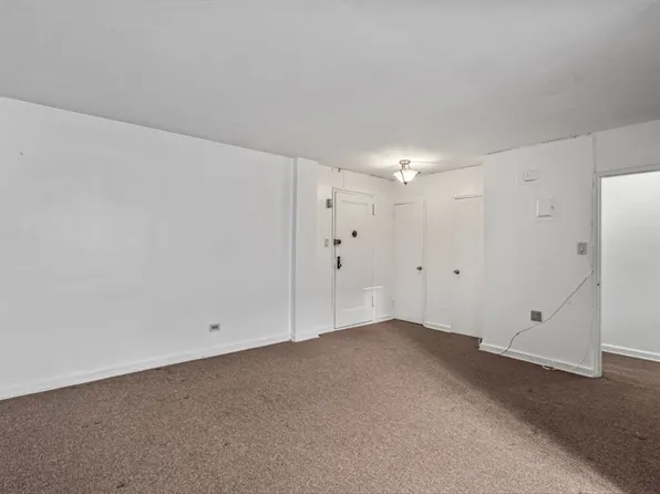 67-30 Clyde Street image 5 of 11