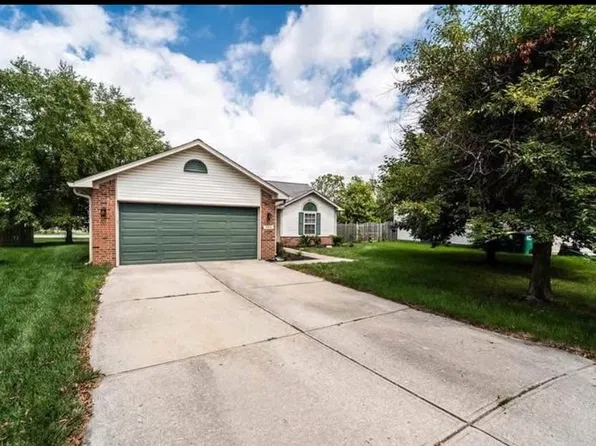9618 Aberdeen Ct, Fishers, IN 46038