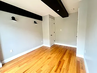 Rented by MADEHOME