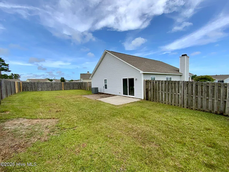 329 Rose Bud Ln — Photo 21