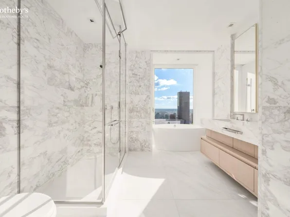 138 East 50th Street image 24 of 50