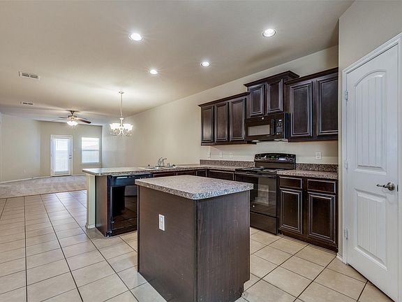 2nd image of 2265 Stonebrook Ln #1