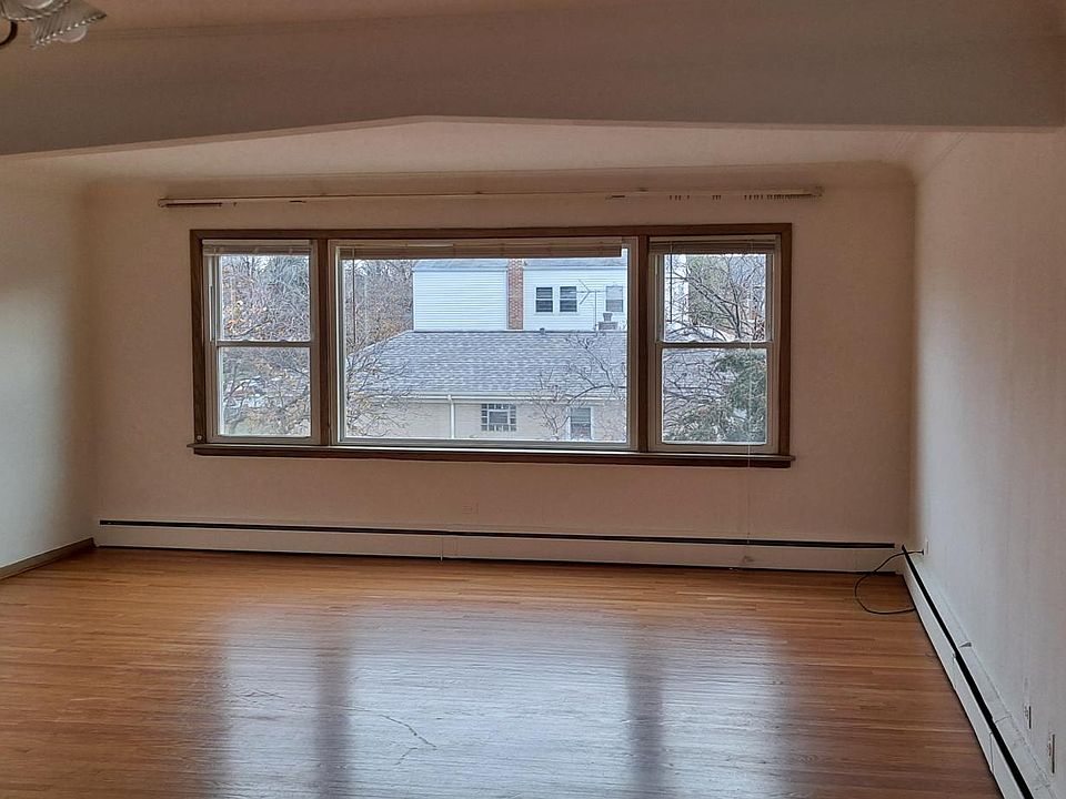 1st image of 7054 Diversey Chicago Blvd #2
