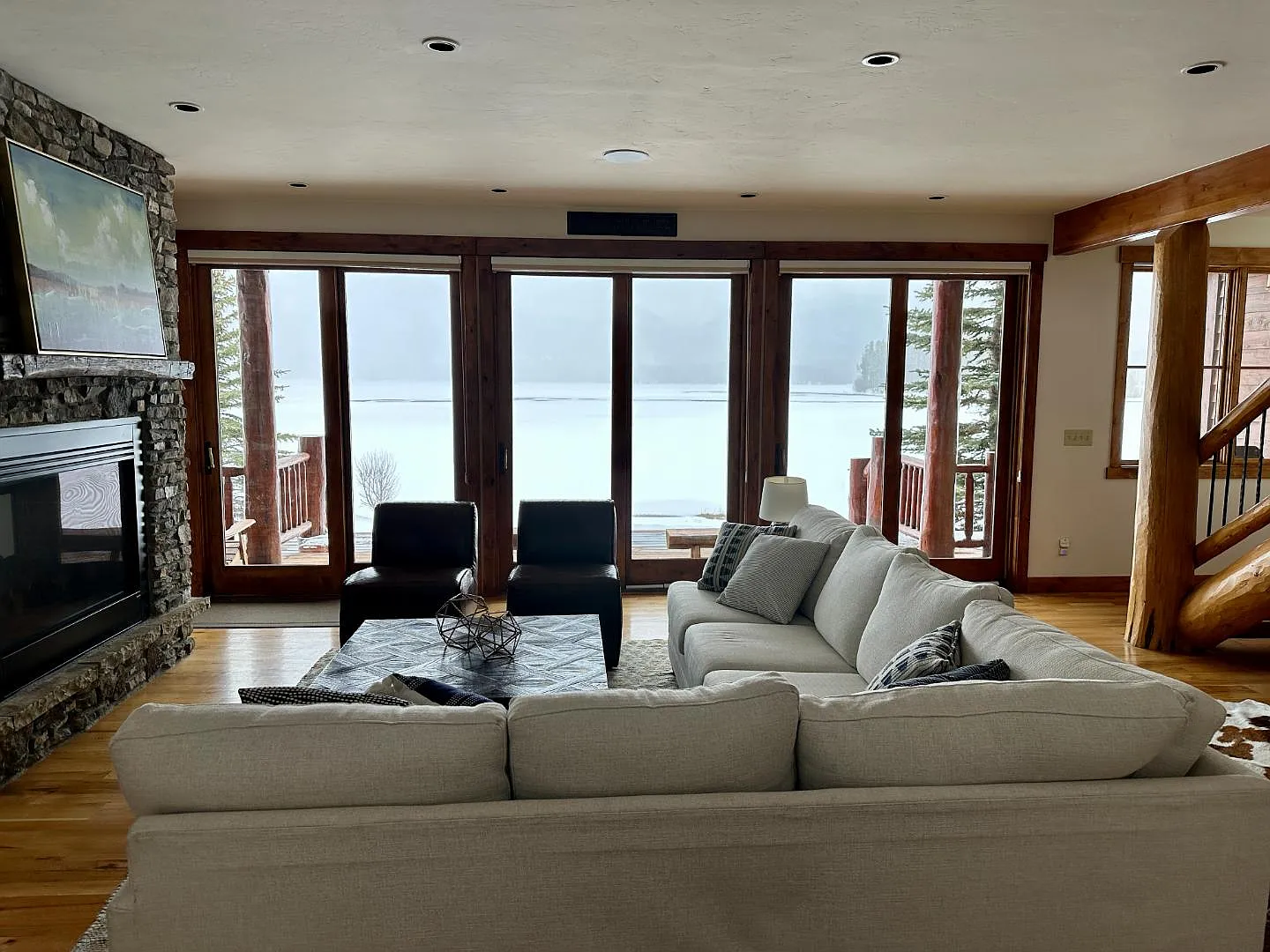 19 Shadow Lake Drive — Photo 1