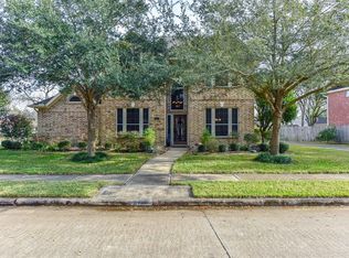 1706 Evergreen Ln, Seabrook, TX 77586