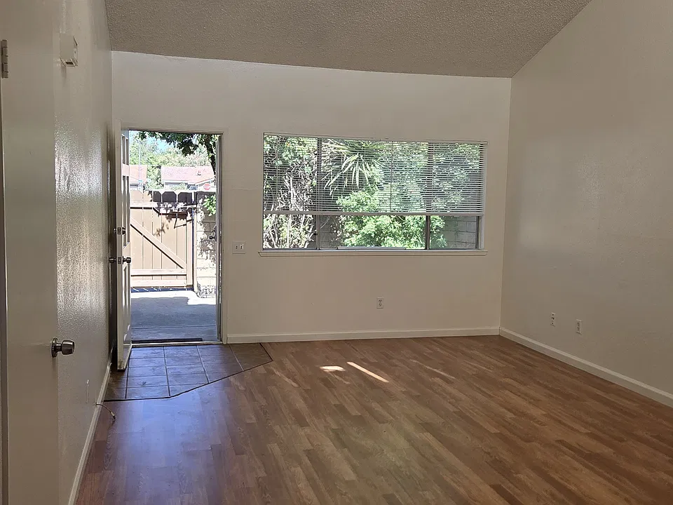 2140 Jason Way