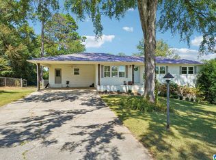 1323 Clairmont Dr, Weaver, AL 36277