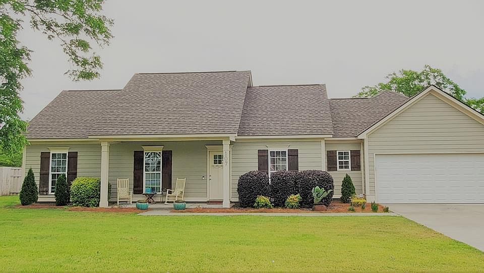 1st image of 107 Kristen Ct