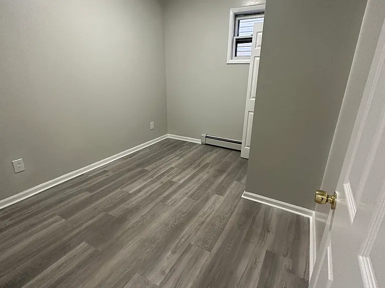 218 Bowers St #1F — Photo 5