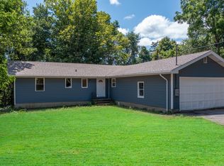 359 Amity Rd, Bethany, CT 06524