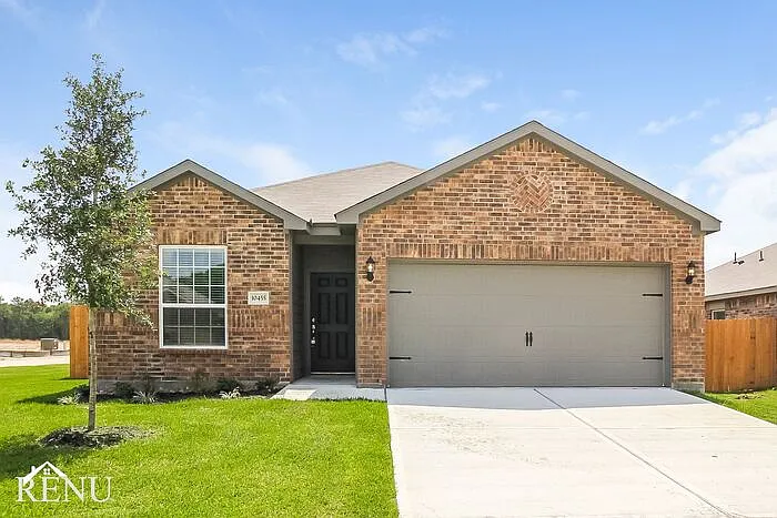 3 bed, 2.0 bath, 1570 sqft, $1,710 — Photo 1
