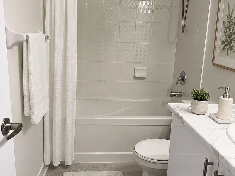 120 Pike St — Photo 14