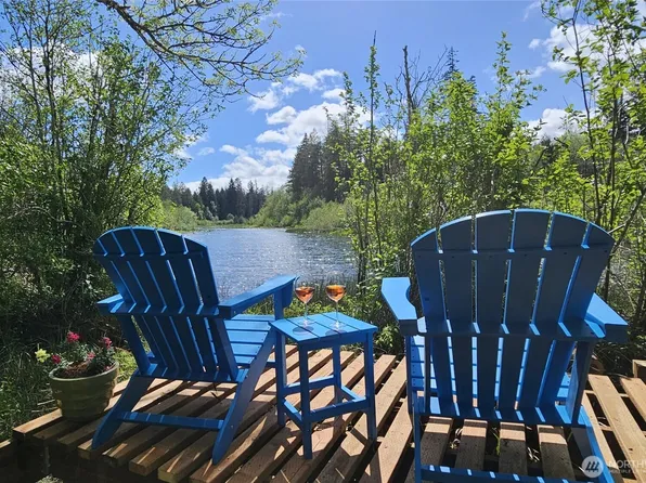 103 W Lamezia Terme Place, Shelton, WA 98584