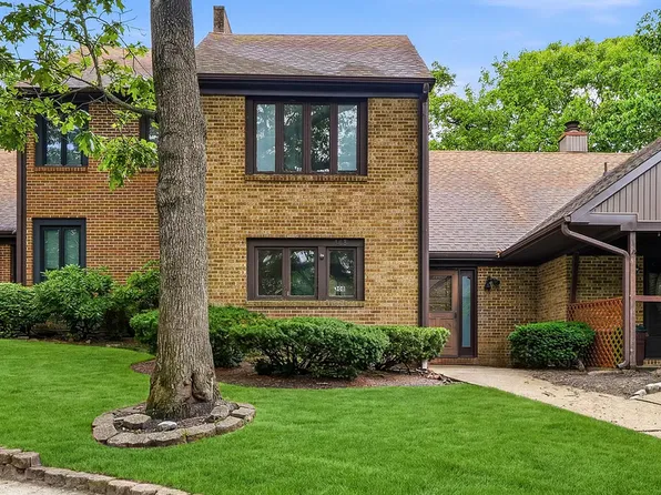 307 Cutty Ct, Toms River, NJ 08753