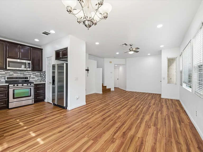 10294 Scripps Poway Pkwy #5 — Photo 9