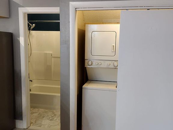 In-unit laundry and pantry