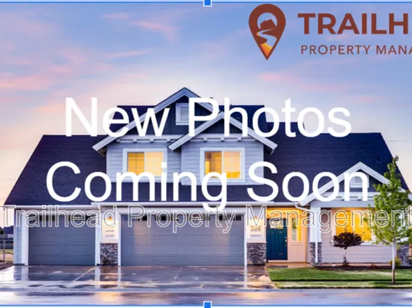 324 W College St APT 305, Independence, MO 64050