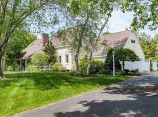 8 Millbrook Ln, Topsfield, MA 01983