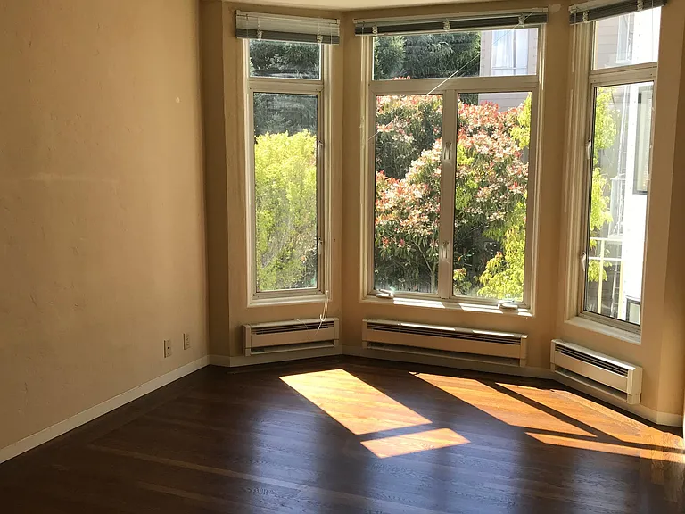 3745 Divisadero St #4 — Photo 19