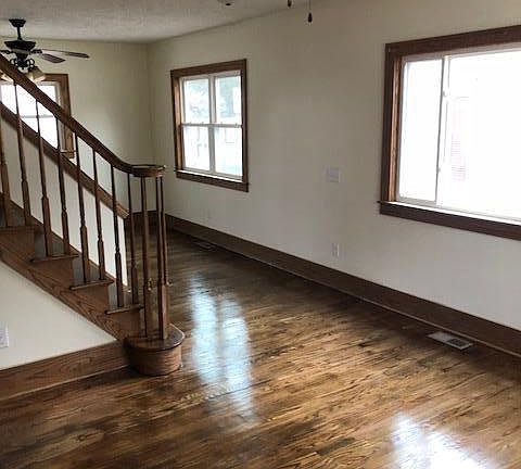 3rd image of 1414 Park Ave