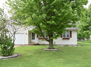 263 McCoy Ln, Arcola, IL 61910