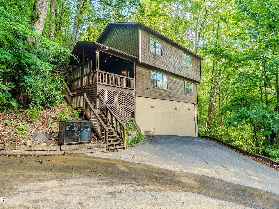 1st image of 937 Ski Mountain Rd