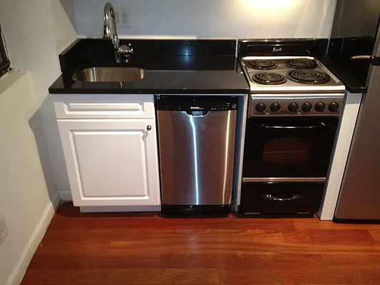 Rented by Sky Management | media 26