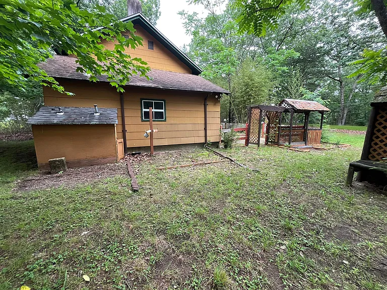 402 E Veterans Hwy — Photo 13