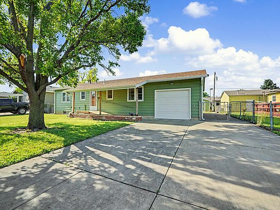 4th image of 1308 Indian Rock Ln