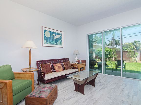 3rd image of 74 Redondo Dr #74