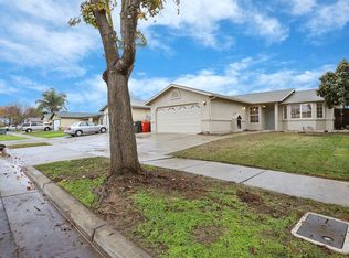435 Las Brisas Ct, Merced, CA 95341