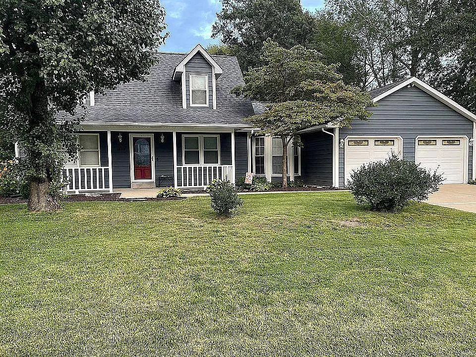 1868 Raintree Trl photo 1