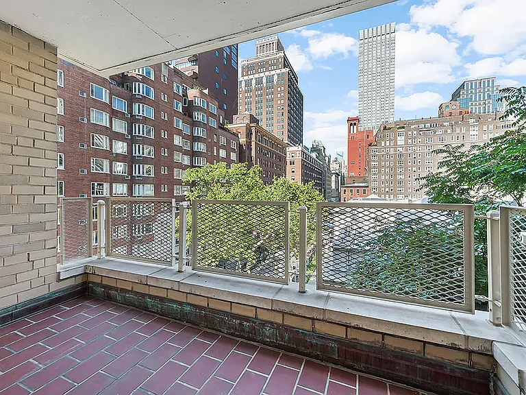 40 Park Ave #6H — Photo 3