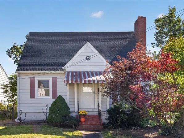 30 Dinan St, Beacon, NY 12508