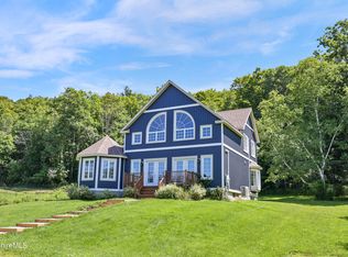 828 N Main St, Lanesborough, MA 01237