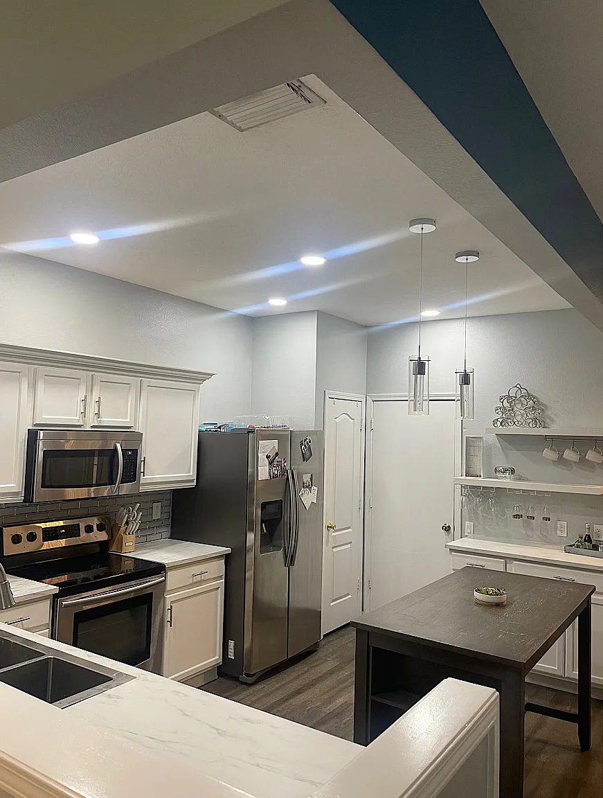 2 bed, 2.5 bath, 1574 sqft, $2,200 — Photo 4