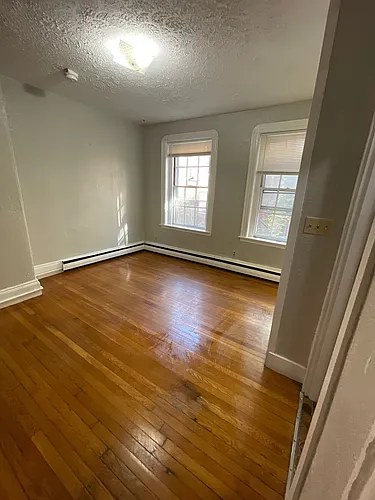 41 Anderson St #21 Photo 1