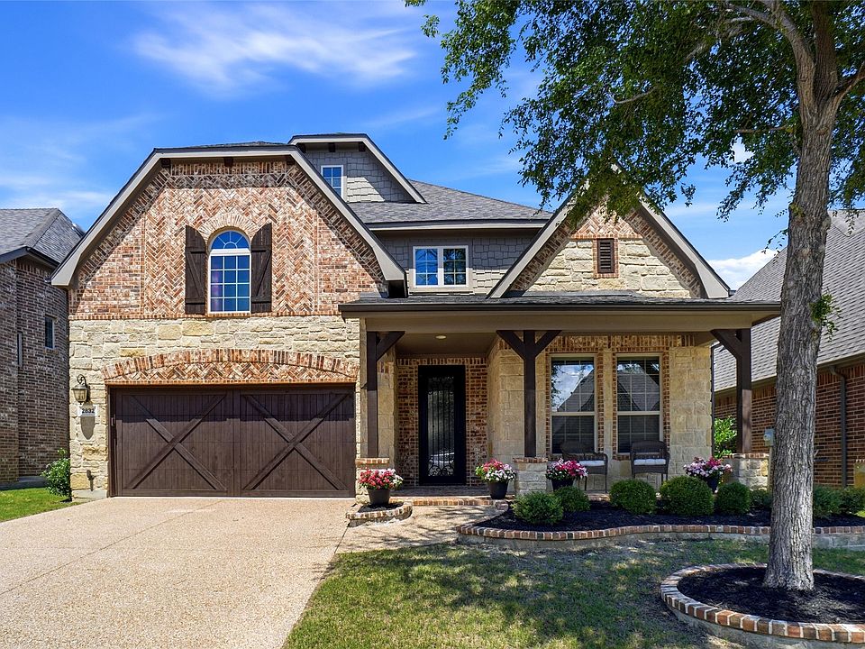 1st image of 2832 Earl Dr