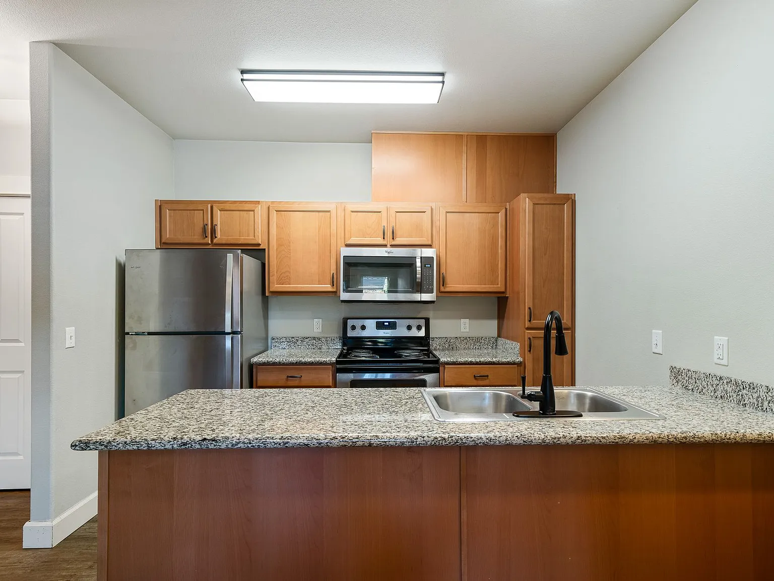 Webster Ridge Apartments — Photo 3