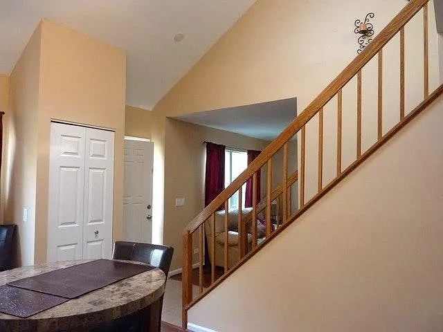 451 Le Parc Cir photo 1