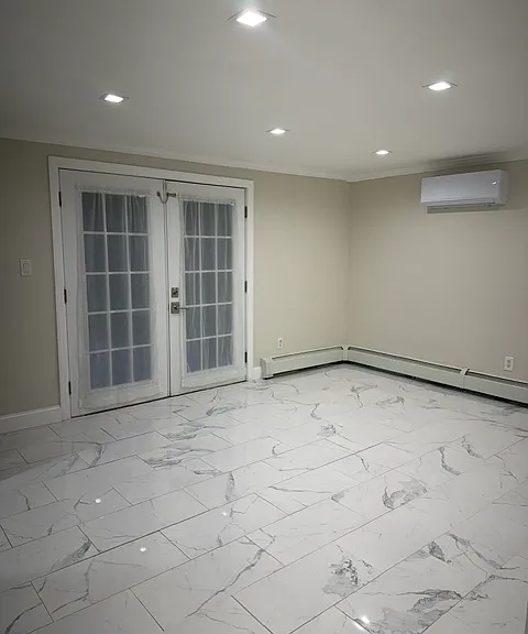 Regina Ct — Photo 5