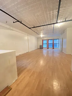 Rented by Bond New York | media 1