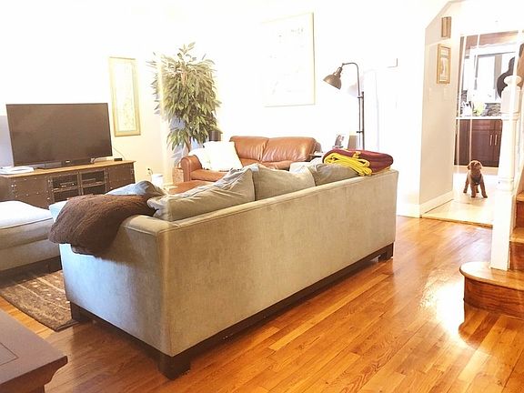 5th image of 2247 29th St #1