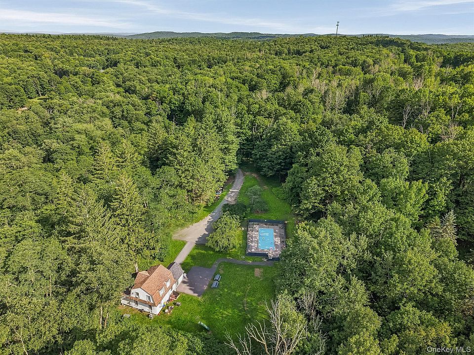 1st image of 412 Old Monticello Road