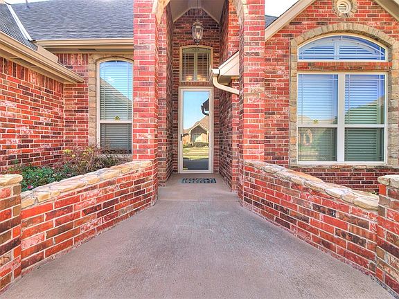 4th image of 15716 Hatterly Ln