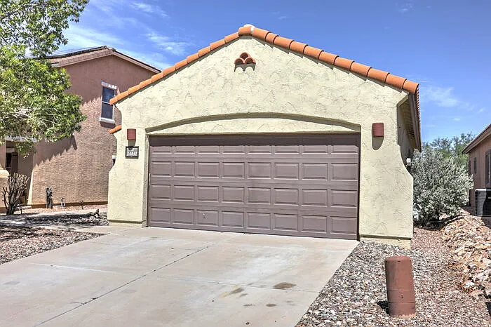 14441 S Avenida Castano — Photo 26