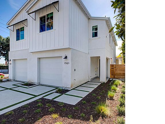 2nd image of 1561 Carmelina Ave
