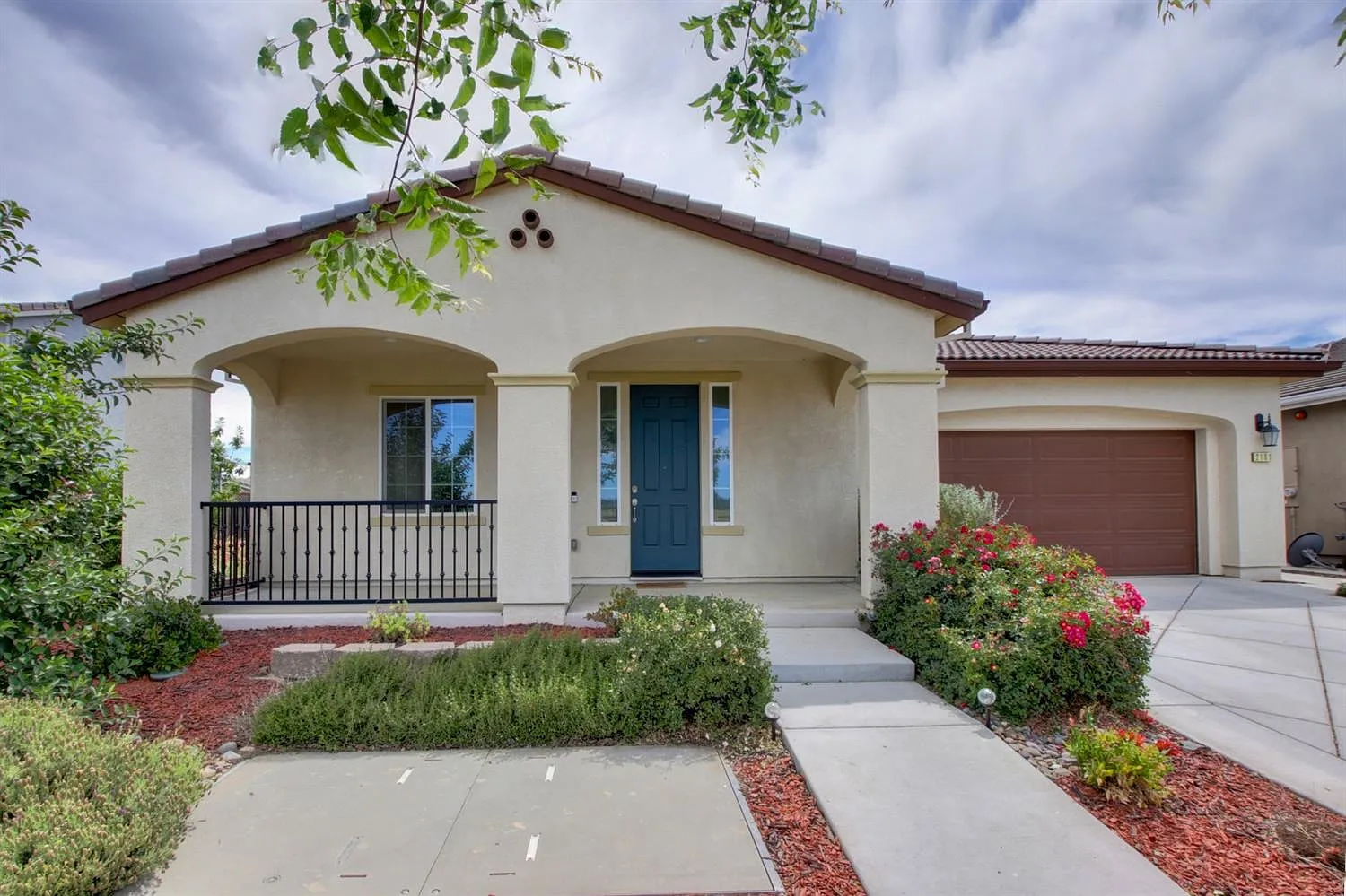 2101 Harry Lorenzo Ave photo 1