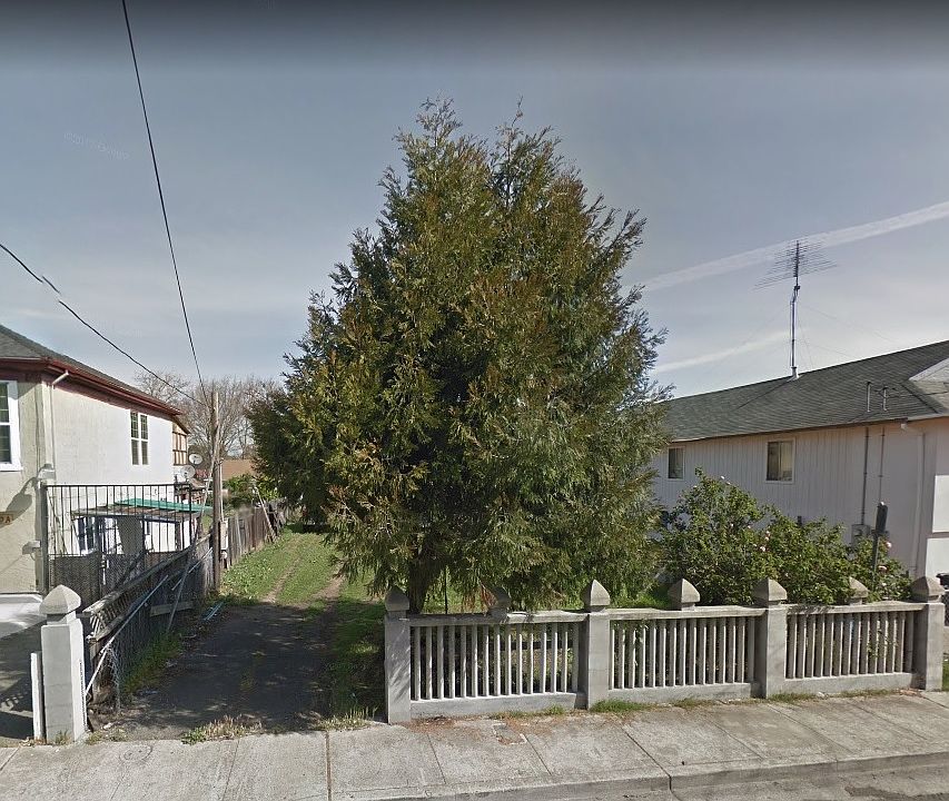 1st image of 111 Boysen St