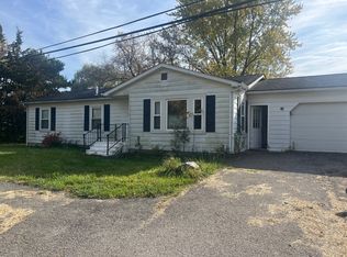 1825 W South Blvd, Troy, MI 48098